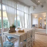 別荘 Maison Ciri フォルテ・デイ・マルミ